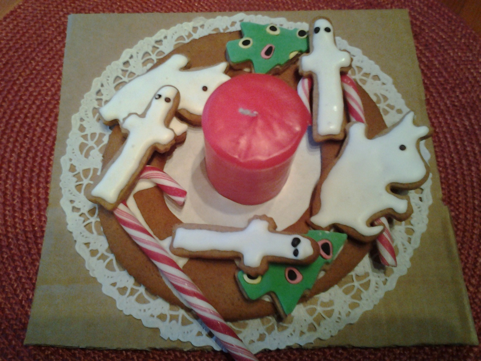 https://www.kinuskikissa.fi/wp-content/uploads/kinuskit/20161220_1151041.jpg