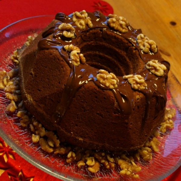 https://www.kinuskikissa.fi/wp-content/uploads/kinuskit/thumbs/14534_taatelisaksanpähkinäkakku-0vieläpienilol_600x600.jpg