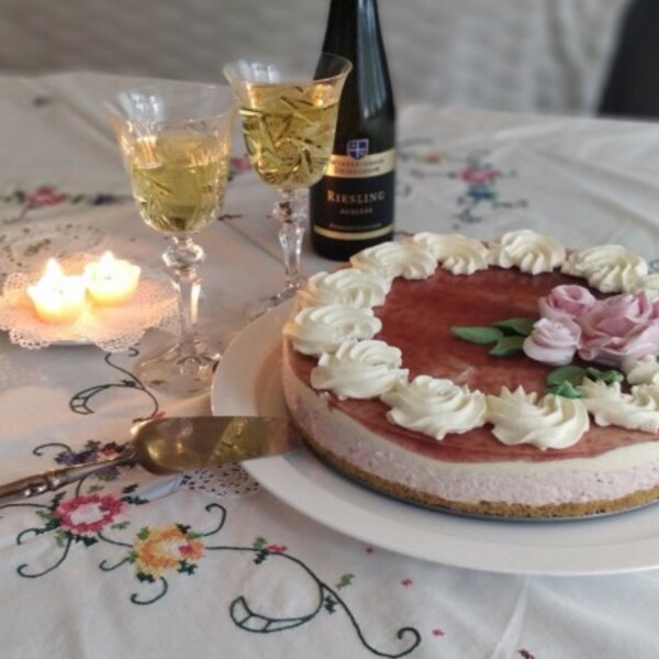 https://www.kinuskikissa.fi/wp-content/uploads/kinuskit/thumbs/17299_riesling_600x600.jpg