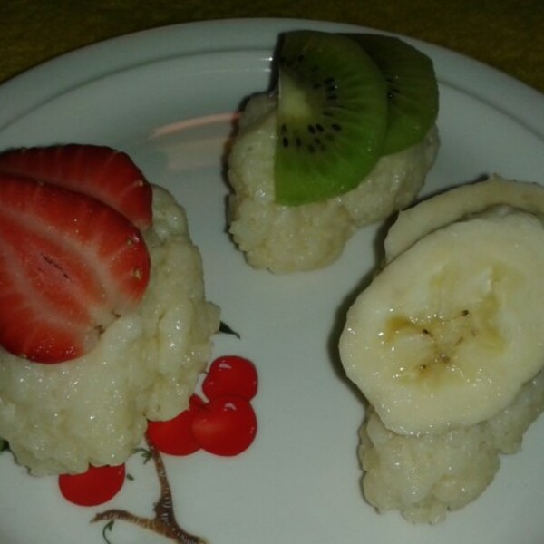 https://www.kinuskikissa.fi/wp-content/uploads/kinuskit/thumbs/21533_DESSERT-SUSHI_600x600.jpg