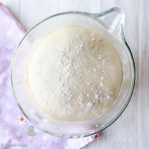 https://www.kinuskikissa.fi/wp-content/uploads/kinuskit/thumbs/2_milkbread-maitoleipataikina-resepti_400x400.jpg