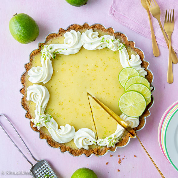 https://www.kinuskikissa.fi/wp-content/uploads/kinuskit/thumbs/2_vegaaninen-key-lime-pie-resepti-2_400x400.jpg