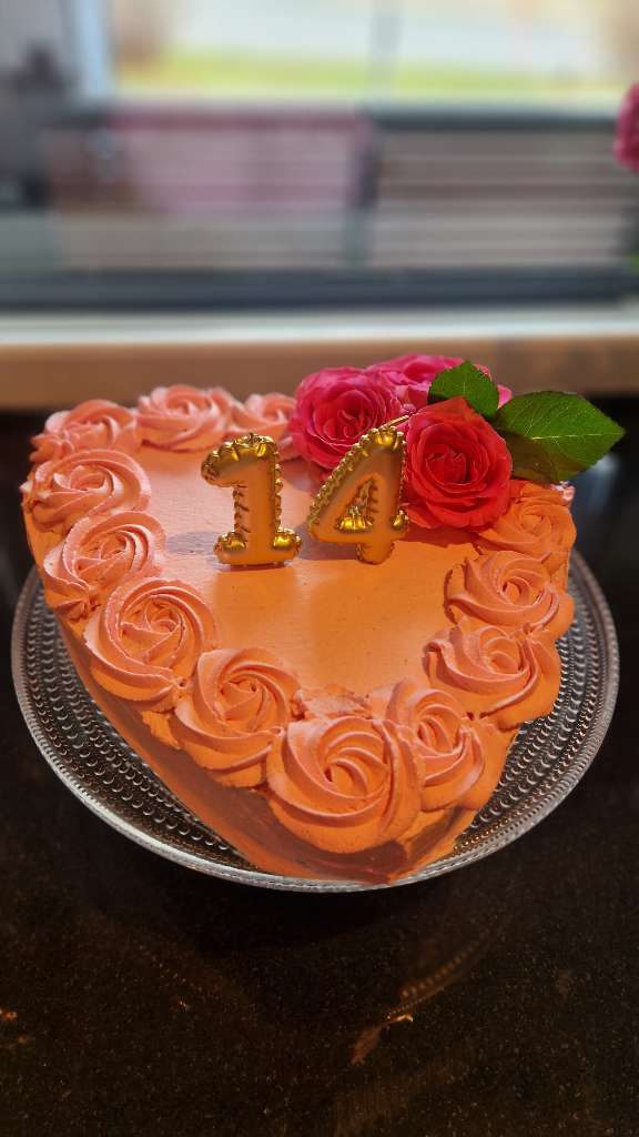 https://www.kinuskikissa.fi/wp-content/uploads/kinuskit/thumbs/40576_20251012_152521_400x400.jpg