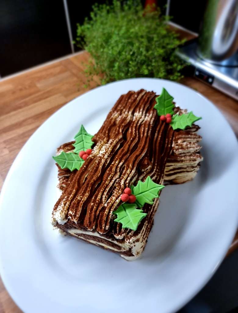 https://www.kinuskikissa.fi/wp-content/uploads/sini/1000010867.jpg