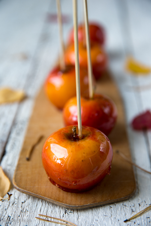 https://www.kinuskikissa.fi/wp-content/uploads/sini/2013/09/candy-apples.jpg