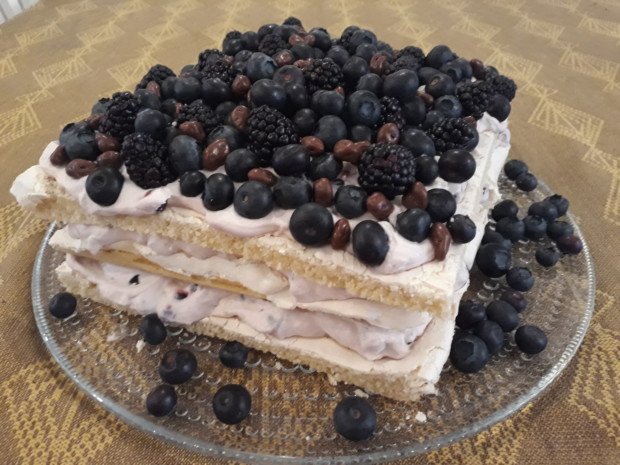 https://www.kinuskikissa.fi/wp-content/uploads/sini/20190202_154225.jpg