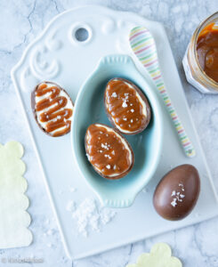 https://www.kinuskikissa.fi/wp-content/uploads/sini/2022/03/caramel-cheesecake-suklaamunat-245x300.jpg