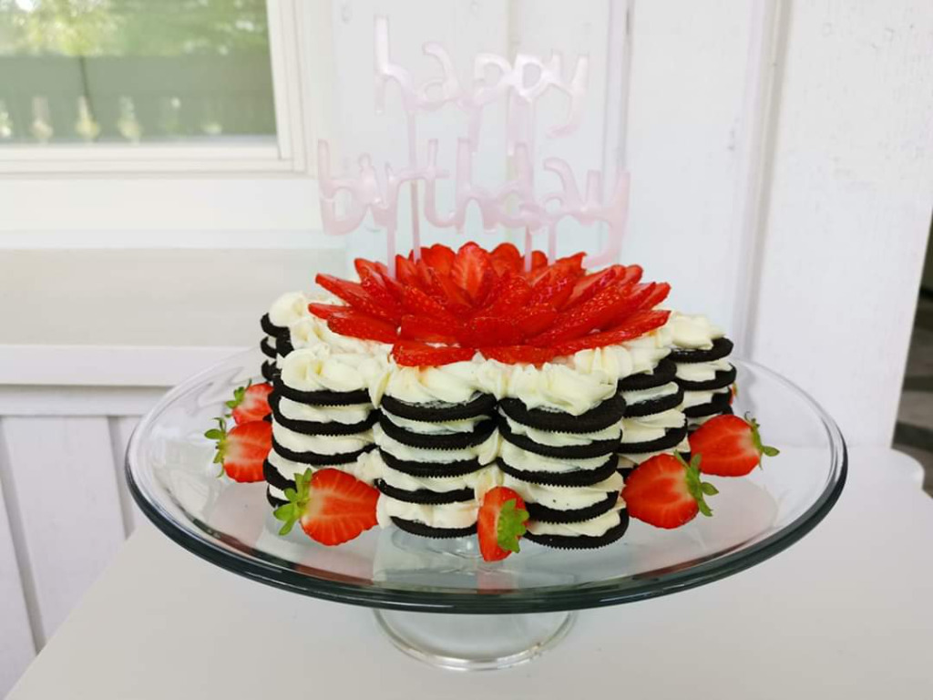 https://www.kinuskikissa.fi/wp-content/uploads/sini/FB_IMG_1592315023275.jpg