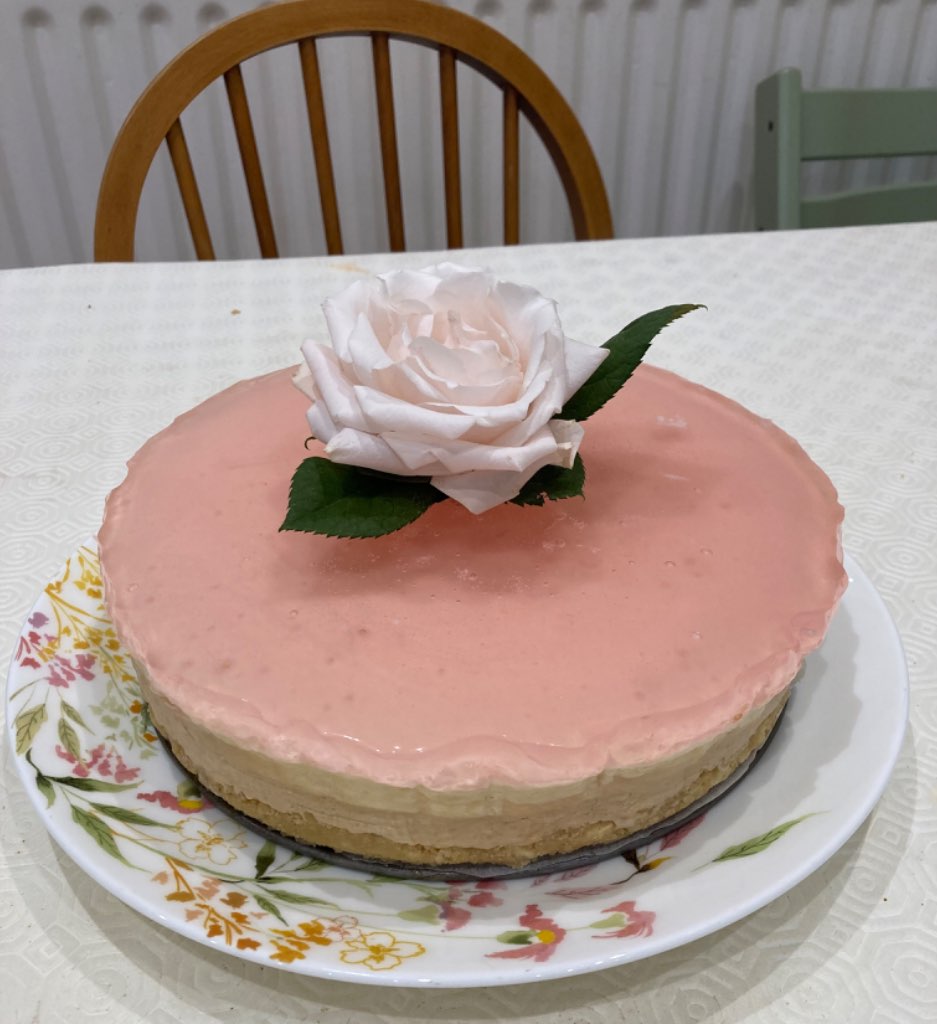 https://www.kinuskikissa.fi/wp-content/uploads/sini/IMG_7978.jpeg