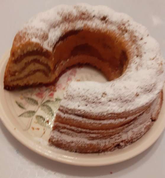 https://www.kinuskikissa.fi/wp-content/uploads/sini/Kanelitiikeri-3.jpg
