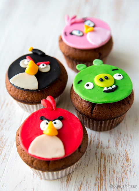 https://www.kinuskikissa.fi/wp-content/uploads/sini/angry-birds-muffinssit-2.jpg