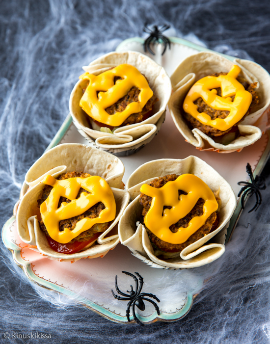 Halloween-hampurilaiskupit | Reseptit | Kinuskikissa
