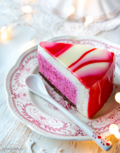 https://www.kinuskikissa.fi/wp-content/uploads/sini/jouluinen-piilokakku-2-236x300.jpg