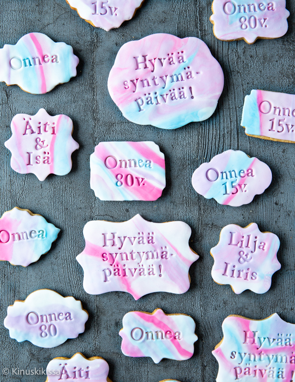 https://www.kinuskikissa.fi/wp-content/uploads/sini/personoidut-pikkuleivat.jpg